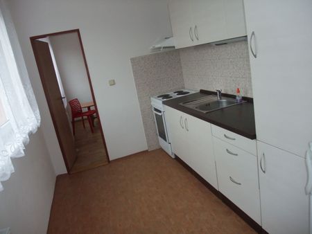 Pronájem bytu 2+1 • 55 m² bez realitkyNa Hrádku, Pardubice - Pardubice, Pardubický kraj - Photo 2