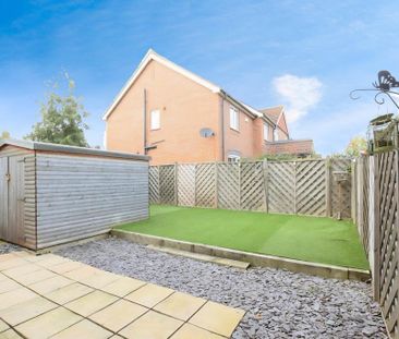 2 bedroom semi-detached house to rent - Photo 4