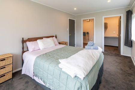 Conveniently located in the heart of Otautau - Photo 5