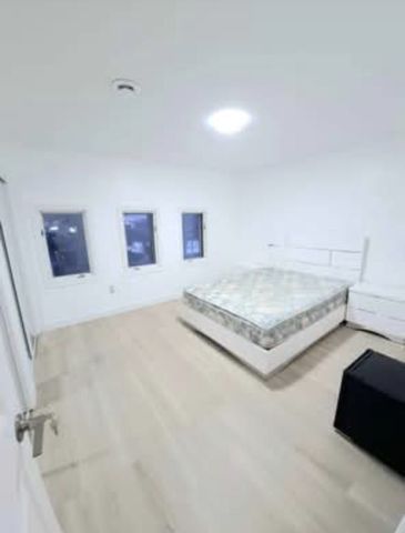 For Lease - 4699 Montrose Road, Niagara Falls, Ontario - Photo 2