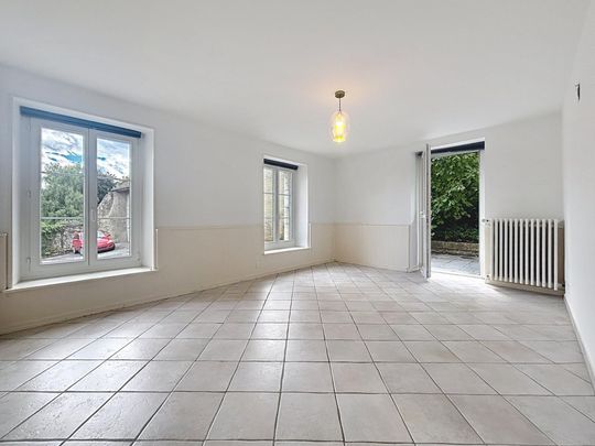 Charming 3.5 room ground floor apartment with terrace - Photo 1