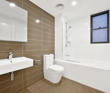 Ultra modern two bedroom apartment in convenient Homebush location - Photo 5