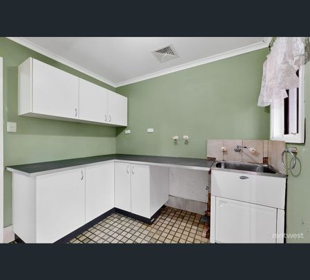 47 Hybrid Ct, Treeby, WA 6164 - Photo 4