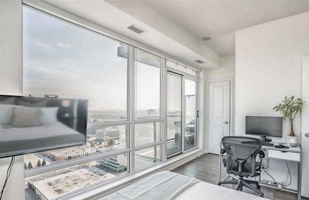 For Lease - 30 Heron's Hill Way Unit# 1906, Toronto, Ontario - Photo 1