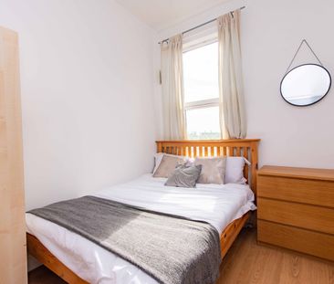 Room in a Shared House, Noel St, NG7 - Photo 4