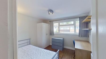 5 bedroom end of terrace house to rent - Photo 5