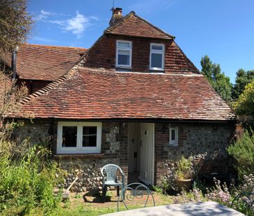 3 bedroom cottage to rent The Street, Rodmell - Photo 1