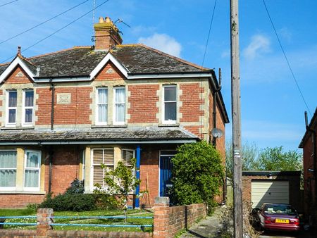 3 Bedroom - Photo 2