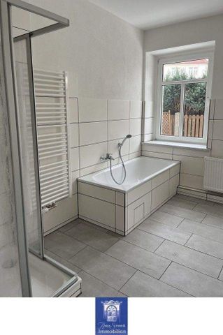 Wohntraum im Erstbezug nach Sanierung! Terrasse, Balkon, schickes Tageslichtbad! - Foto 3