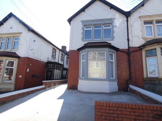Hornby Road Flat 3 - Photo 1