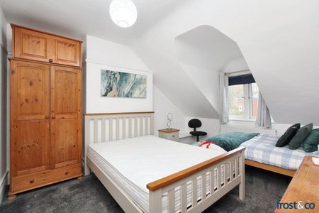 Commercial Road, Poole - Photo 4