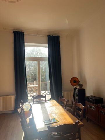 COSY LIVING... Bezaubernde 4,5-Zimmer-Wohnung mit tollem Vintage-Wohnflair in KR-Bockum - Photo 2