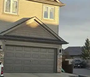 BRIGHT & BRAND NEW: 1+Den Luxury Basement on Quiet Bridlewood Cul-d... - Photo 1