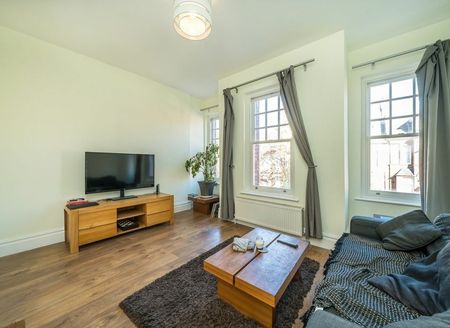 Barcombe Avenue - Photo 2