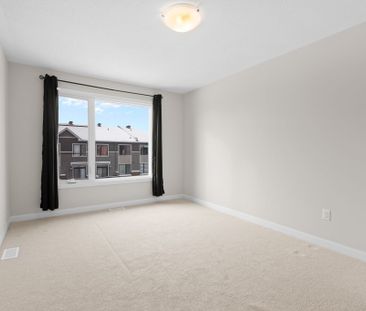 For Lease - 806 Glissade Grove, Orleans - Cumberland and Area, Ontario - Photo 4