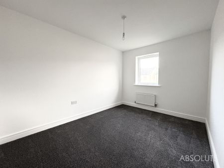 3 bed semi-detached house to rent in White Rock Close, Paignton, TQ4 - Photo 4