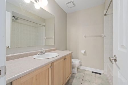 For Lease - 149 Mowat Crescent, Halton Hills, Ontario - Photo 2