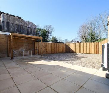 1 bedroom in a house share to rent - Photo 6