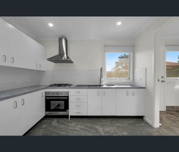 326 The Parkway, Bradbury, NSW 2560 - Photo 1