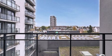 Appartement te huur in Evere voor € 1.250 met 2 slaapkamers - Photo 3
