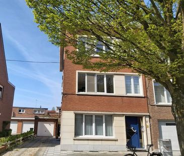 Gelijkvloers appartement met 2 slaapkamers en stadstuintje. - Photo 2