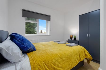 3 Bed Terraced House, Leybourne Drive, NG5 - Photo 3