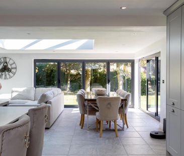 5 bedroom detached house to rent - Photo 2