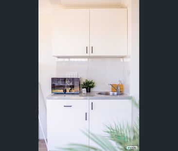 New year, new chapter, new private room to call home 🎉 ✨ Co- living... - Photo 4