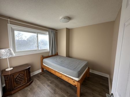 For Lease - 4273 Pheasant Run Unit# Main, Mississauga, Ontario - Photo 3