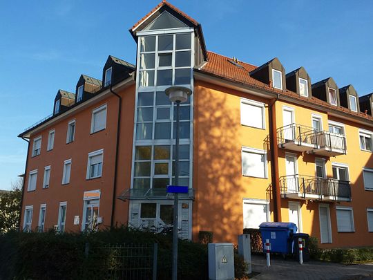 2 Zimmer-Wohnung mit 2 Balkonen ins Grüne *ab sofort!* - Foto 1
