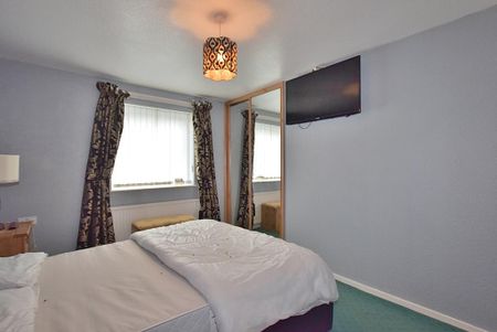 2 bedroom terraced house to rent - Photo 4