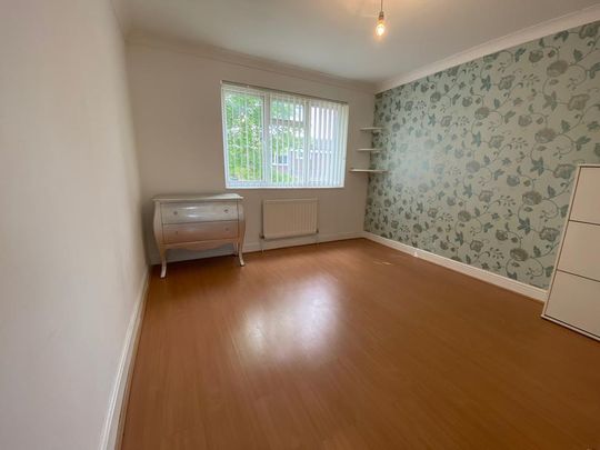 4 bedroom house to rent - Photo 1