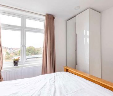 1 Bed Flat, Ilford, IG1 - Photo 3
