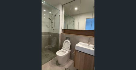 Nearly Fully Furnished 2 Bed Unit in the sought after WEST VILLAGE! - Photo 5