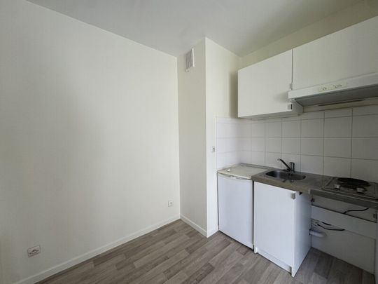 Location Appartement 1 Pièce 30 m² - Photo 1