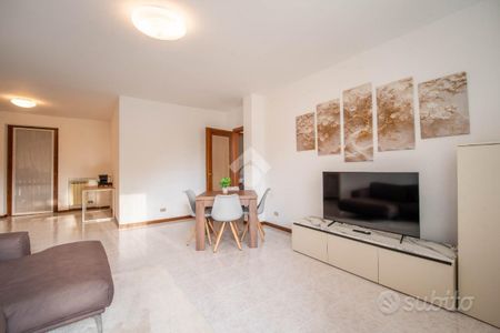 4 LOCALI A CERRO VERONESE - Photo 2