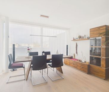 Luminous 2.5-room apartment with large terrace in Staad - Foto 2