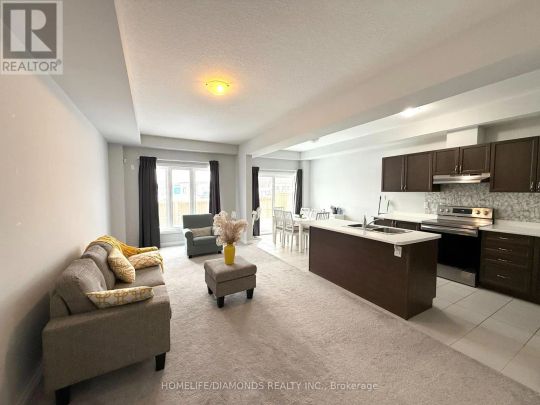 4841 PETTIT AVENUE - Photo 1