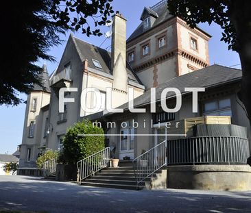 A LOUER Appartement meubl� 50000 Saint-L� 1 chambre 44.96 m� - Photo 4