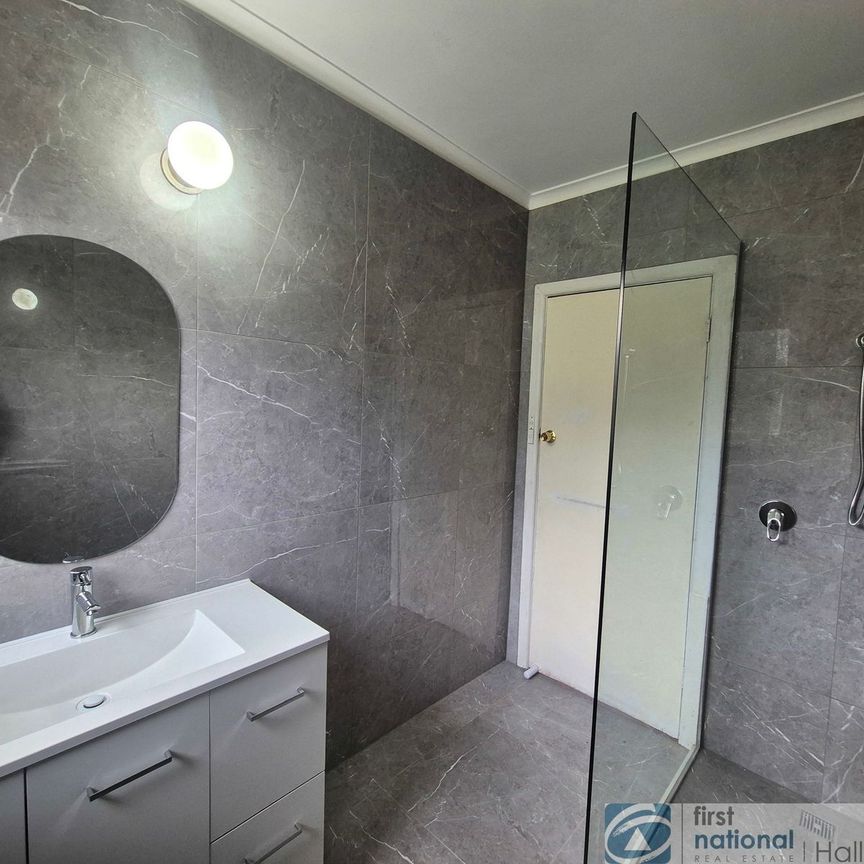 11 Michael Court, Springvale - Photo 1