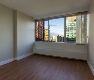 Pet and transit-friendly 1 Bedroom suite available @ Georgian Towers! - Photo 3