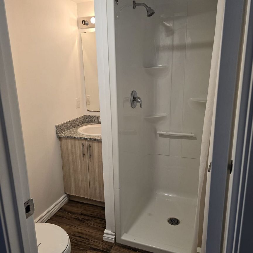 For Lease - 275 Larch Street Unit# G611, Waterloo, Ontario - Photo 1