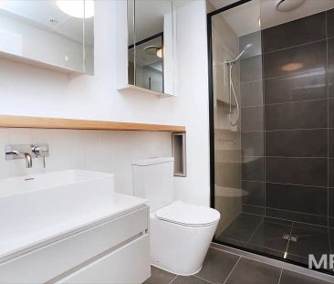 “Resort style living awaits” - Photo 2