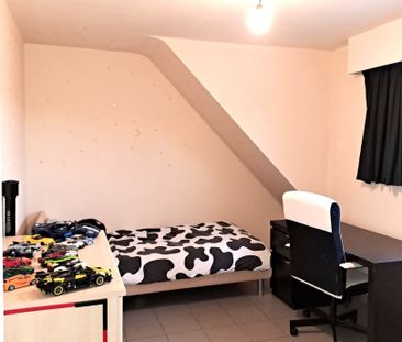 TE HUUR: Duplex-appartement met 3 slaapkamers in Heusden! - Foto 5