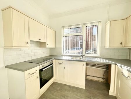 Hayling Avenue, Baffins - Photo 2