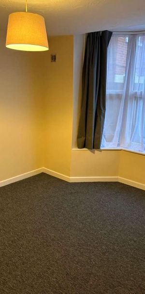 Foundry Lane, Southampton, SO15 - Photo 1