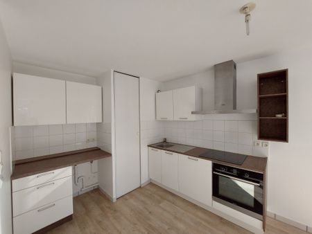 Location Appartement 3 pièces 58m² CLERMONT FERRAND 63000 - Photo 4