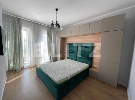 Apartament modern, 3 camere, 70 mp, decomandat, zona ultracentrală - Photo 4