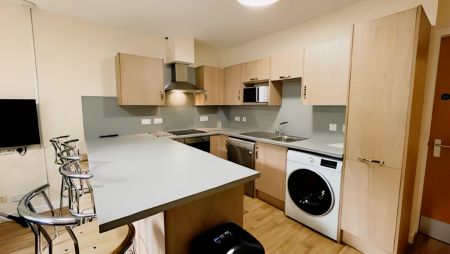 4 Bed Ensuite - Photo 4