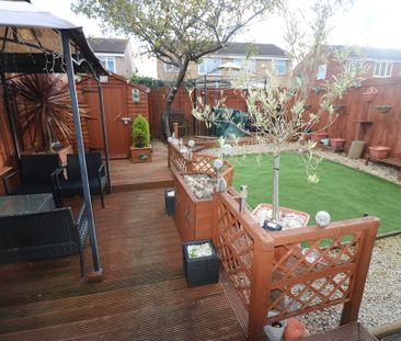 Lowland Close, Off Astral Way, Sutton - Photo 3